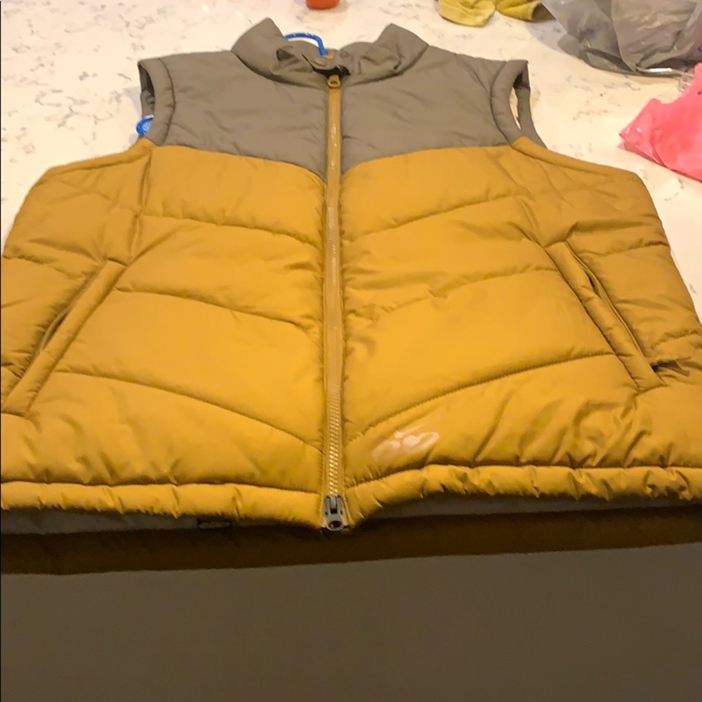 NIKE VEST